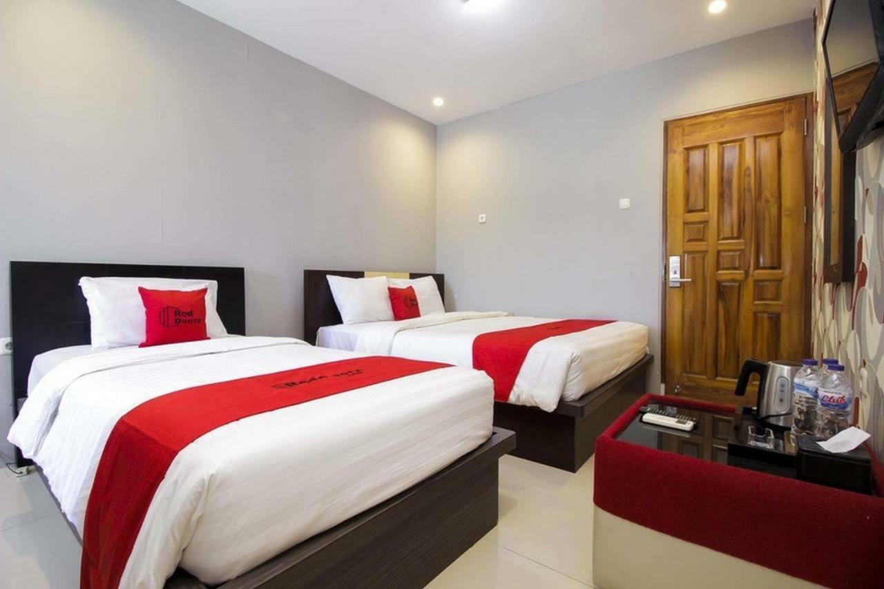 Reddoorz Plus @ Paal 2 Manado Zewnętrze zdjęcie