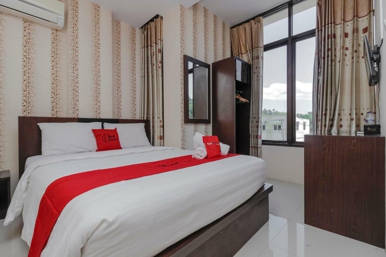 Reddoorz Plus @ Paal 2 Manado Zewnętrze zdjęcie