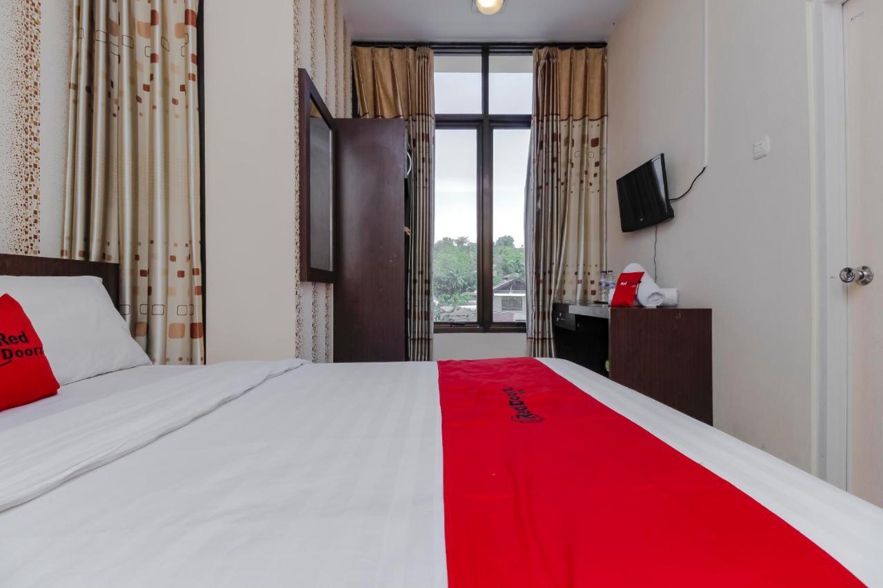 Reddoorz Plus @ Paal 2 Manado Zewnętrze zdjęcie